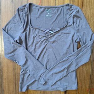 Trendy Queen Long Sleeve Blouse